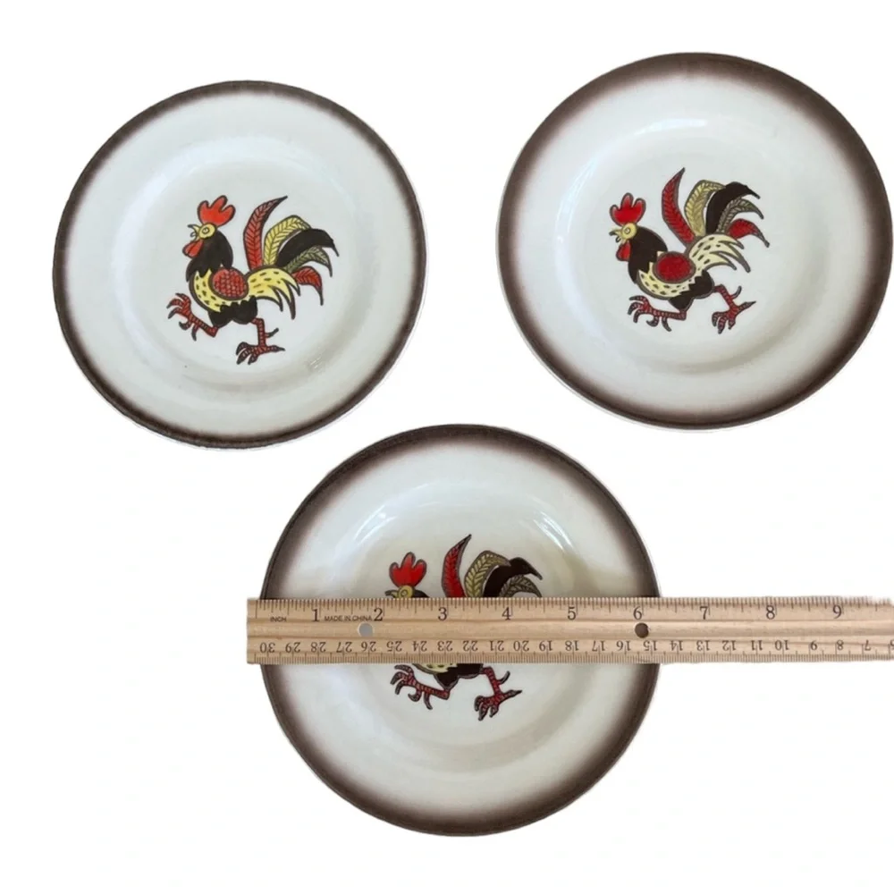 Poppytrail Metlox California Red Rooster Ivory Bread & Butter Plates set of 3